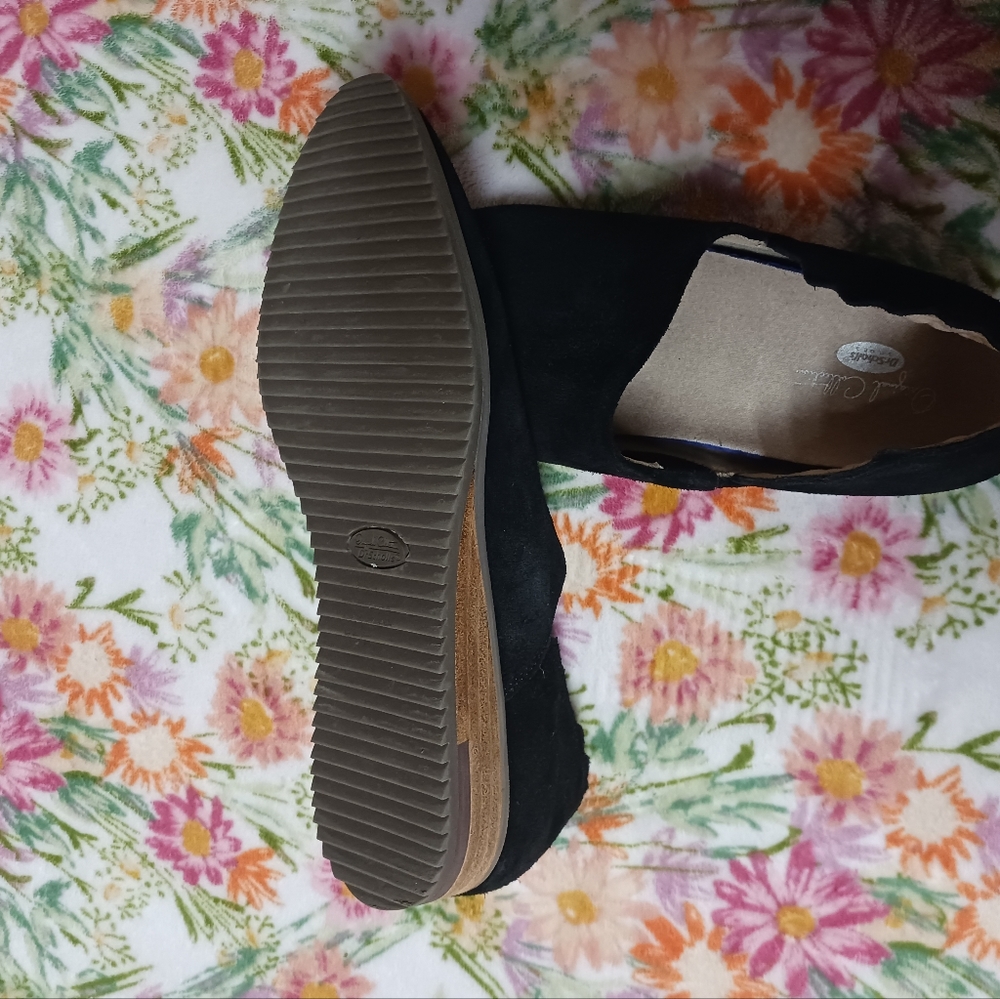 Dr. Scholls - Picture 2 of 10